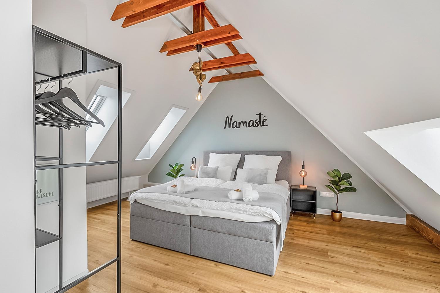 Namaste Homes - Ferienwohnung Mit Dachterrasse Bad Windsheim Exterior foto