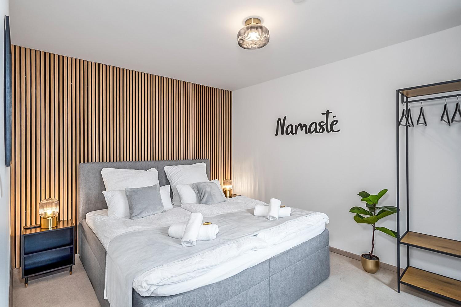 Namaste Homes - Ferienwohnung Mit Dachterrasse Bad Windsheim Exterior foto