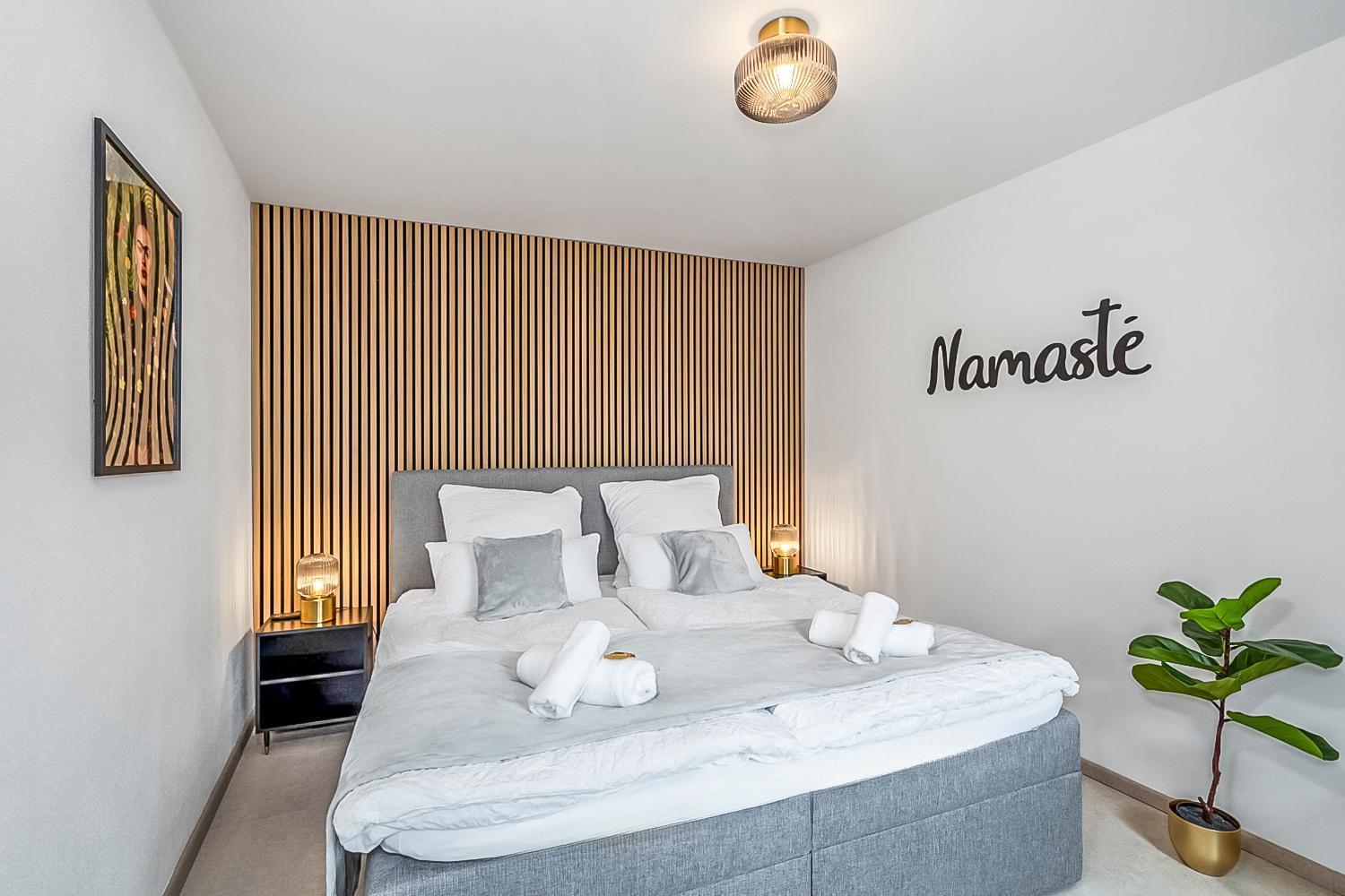 Namaste Homes - Ferienwohnung Mit Dachterrasse Bad Windsheim Exterior foto